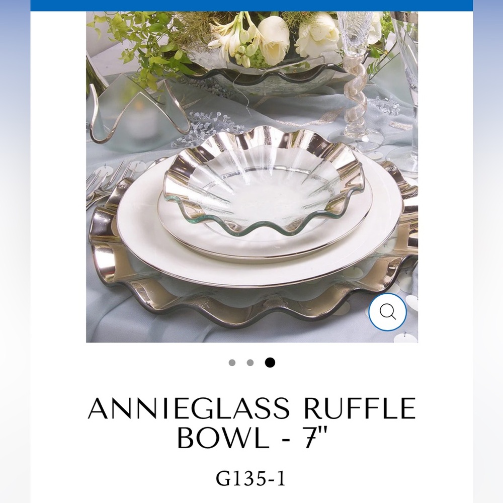 Annie glass small ruffle bowl